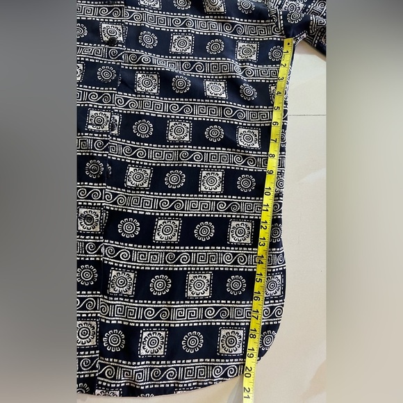 Dana Buchman 100% silk multicolored tunic top Stamped Lightweight blouse Size 12 - Picture 7 of 16